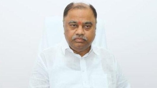 ఇందిరమ్మ ఇళ్ల కేటాయింపుల్లో పక్షపాతం: మాజీ ఎమ్మెల్యే కందాళ ఉపేందర్‌రెడ్డి ఆరోపణ